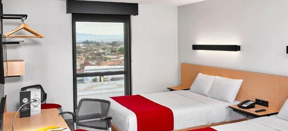 City Express By Marriott Guadalajara Aeropuerto Las Pintas المظهر الخارجي الصورة