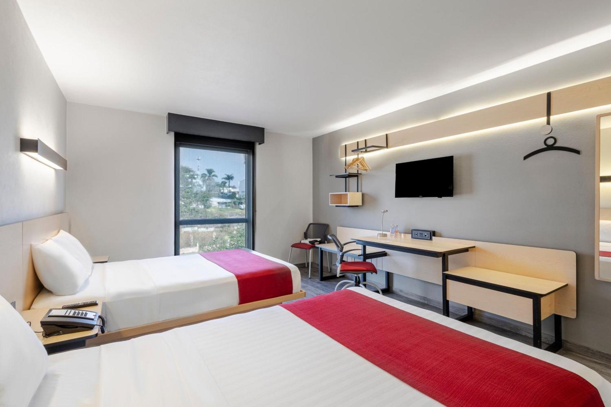 City Express By Marriott Guadalajara Aeropuerto Las Pintas المظهر الخارجي الصورة