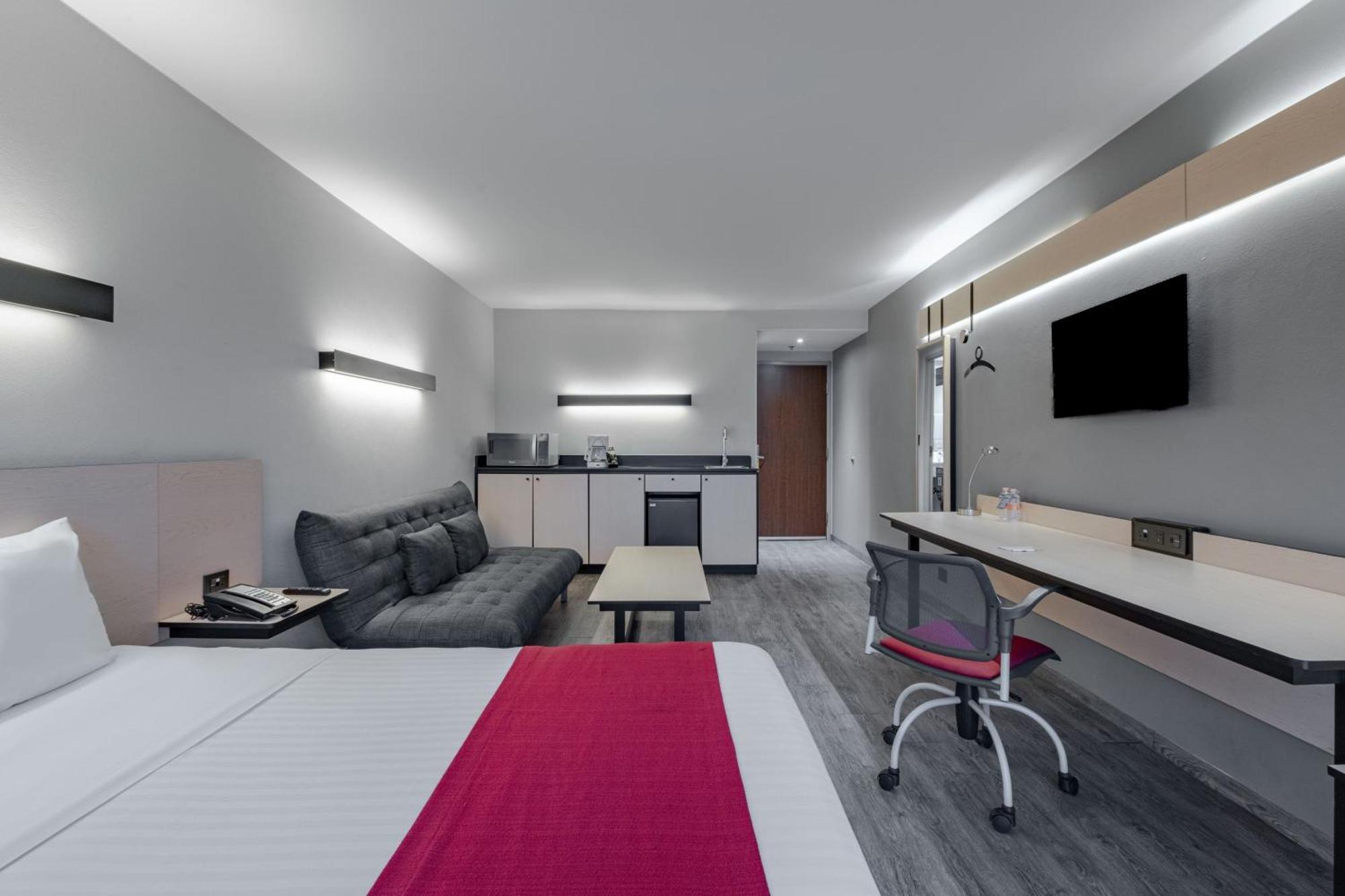 City Express By Marriott Guadalajara Aeropuerto Las Pintas المظهر الخارجي الصورة