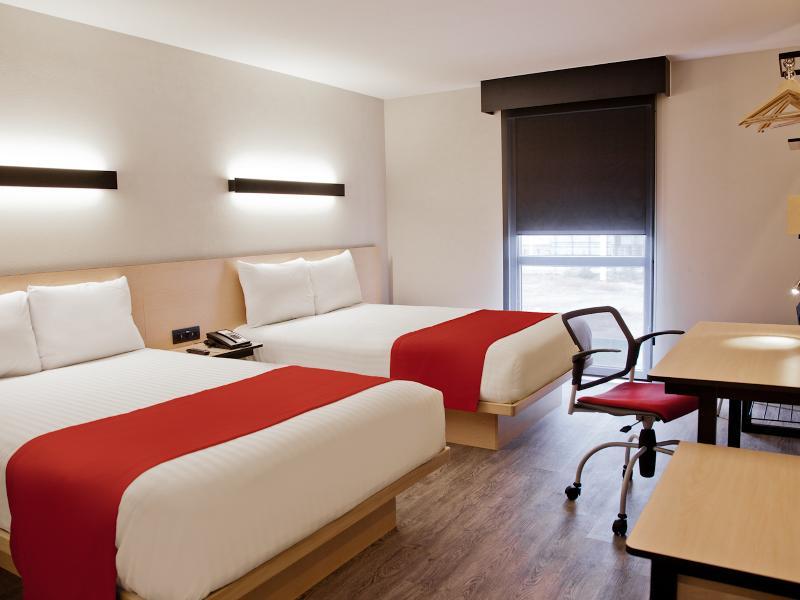 City Express By Marriott Guadalajara Aeropuerto Las Pintas المظهر الخارجي الصورة
